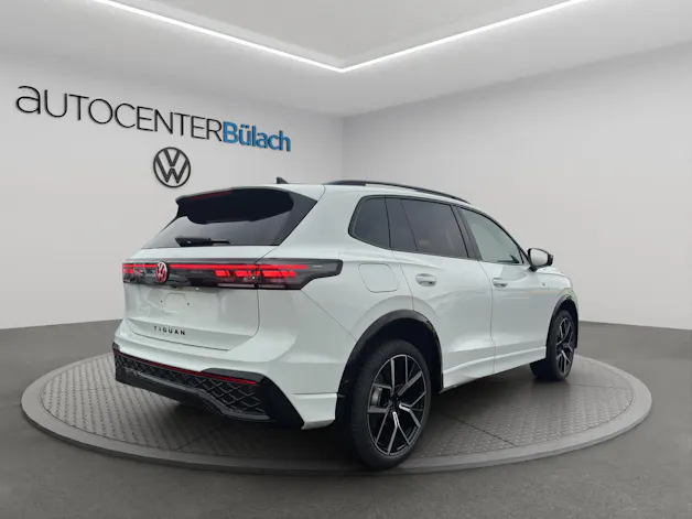 VW Tiguan 2.0 TSI DSG R-Line 4Motion