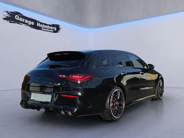 Mercedes-Benz CLA 45 S AMG 4X4 Kombi 8G-DCT / Sehr grosszügige Ausstattung
