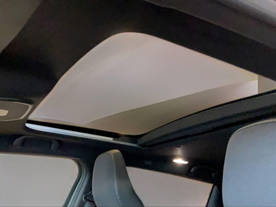 Vehicle image 10 Vehicle image 10