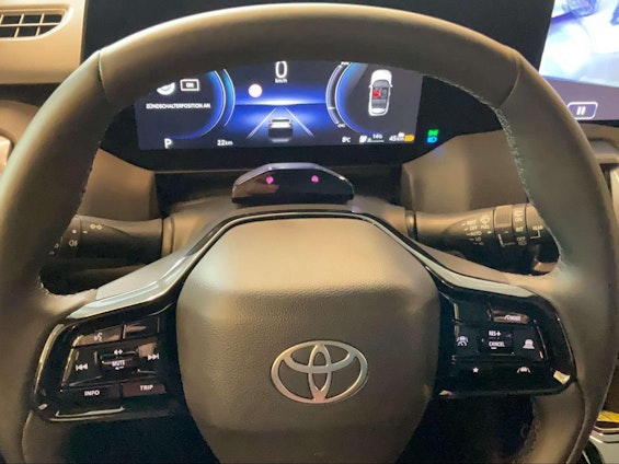 Vehicle image 4 Vehicle image 4