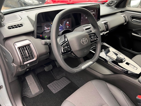 Vehicle image 7 Vehicle image 7