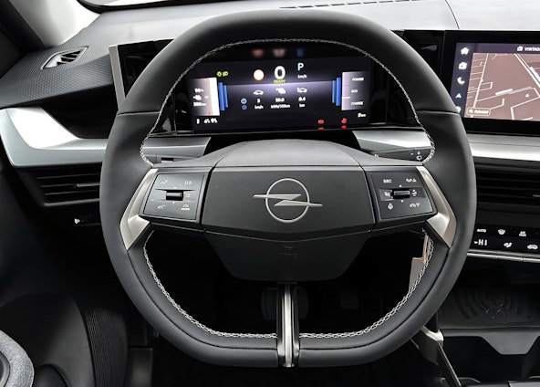 Vehicle image 13 Vehicle image 13