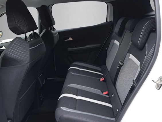 Vehicle image 11 Vehicle image 11