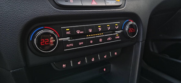 Vehicle image 6 Vehicle image 6