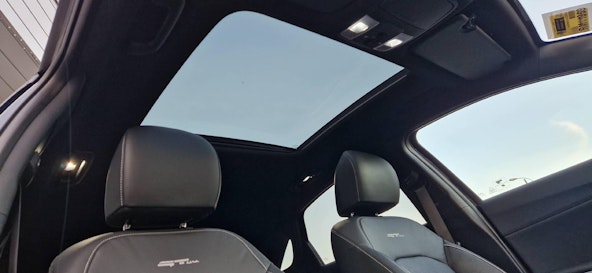 Vehicle image 13 Vehicle image 13