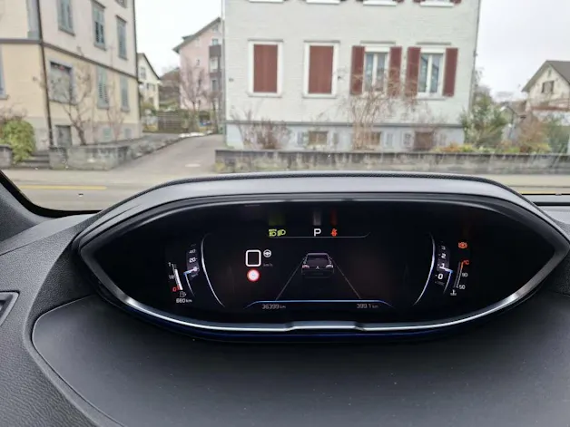 Peugeot 5008 1.5 BlueHDi Allure Pack