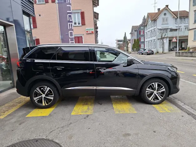 Peugeot 5008 1.5 BlueHDi Allure Pack