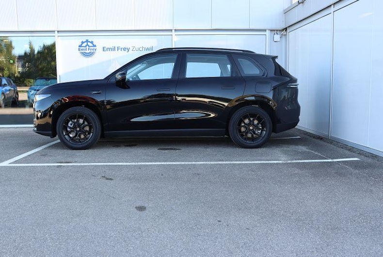 Vehicle image LEAPMOTOR C10