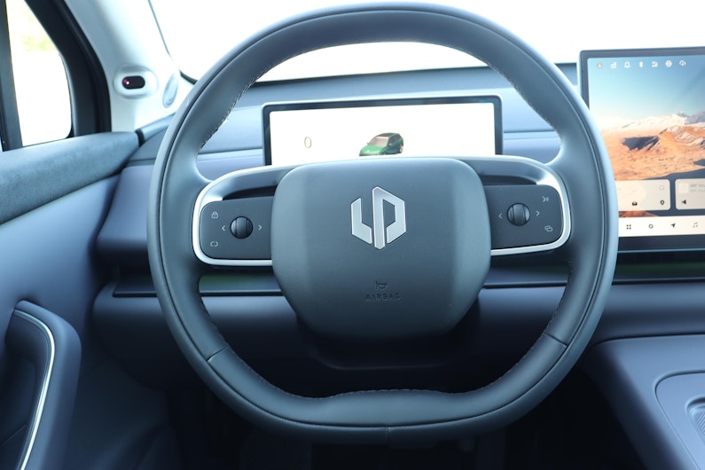 Vehicle image LEAPMOTOR C10