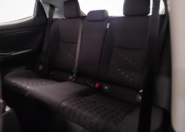 Vehicle image 10 Vehicle image 10