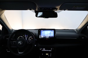 Vehicle image TOYOTA Yaris 1.5 VVT-i HSD Comfort