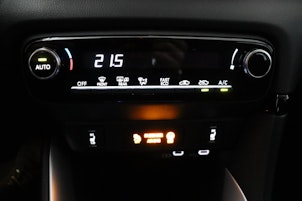 Vehicle image TOYOTA Yaris 1.5 VVT-i HSD Comfort