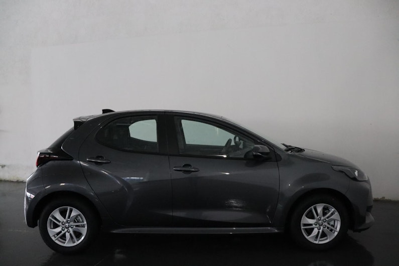 Vehicle image TOYOTA YARIS