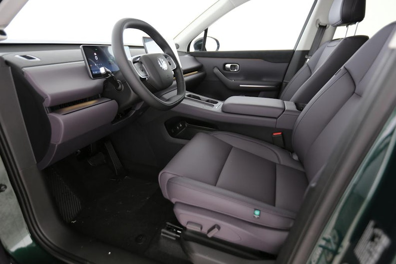 Vehicle image LEAPMOTOR C10