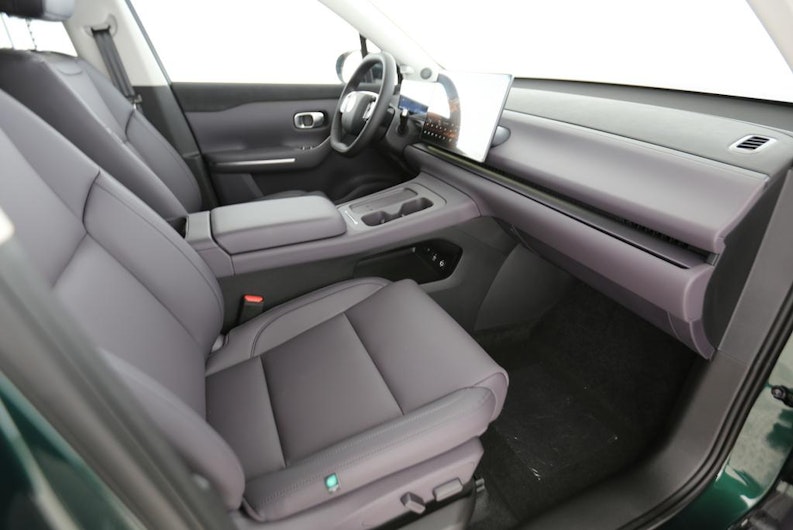 Vehicle image LEAPMOTOR C10