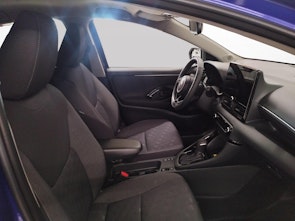 Vehicle image TOYOTA Yaris 1.5 VVT-i HSD Trend