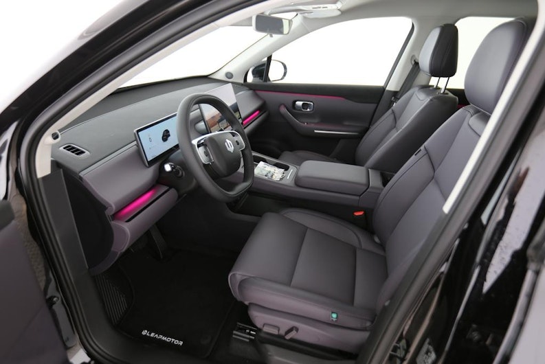 Vehicle image LEAPMOTOR C10