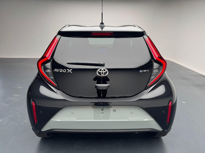 Vehicle image TOYOTA AYGO X