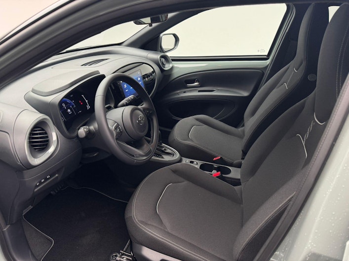 Vehicle image TOYOTA AYGO X