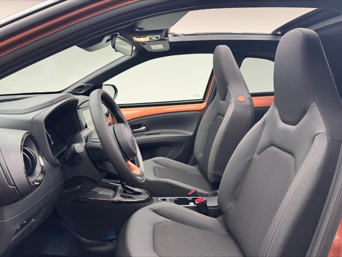 Vehicle image TOYOTA AYGO X