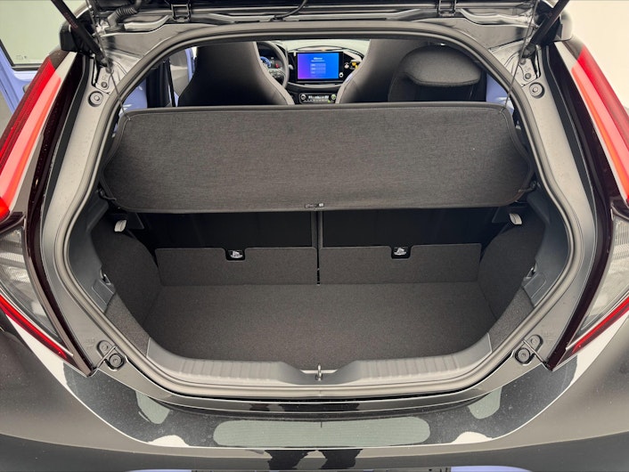 Vehicle image TOYOTA AYGO X