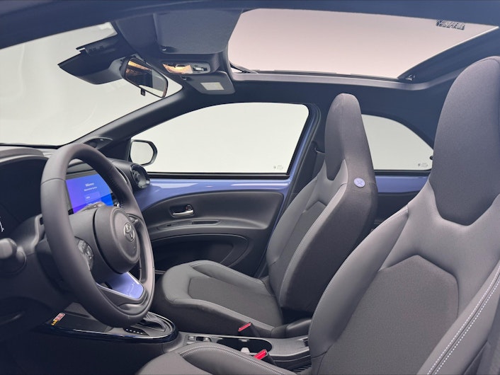 Vehicle image TOYOTA AYGO X