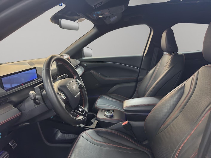 Vehicle image FORD MUSTANG MACH-E