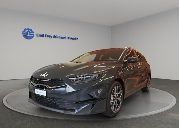 First vehicle image First vehicle image