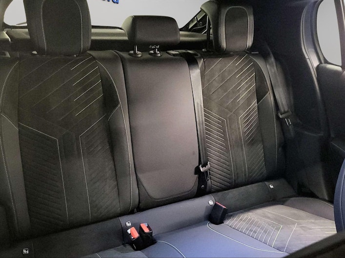 Vehicle image PEUGEOT 208