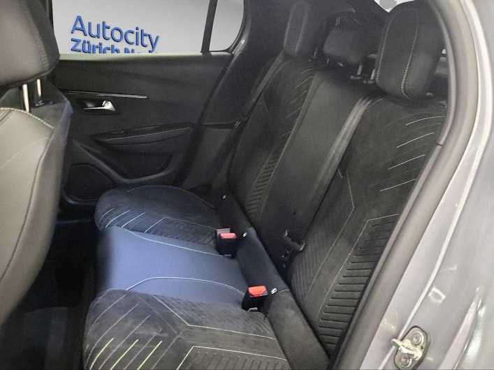 Vehicle image PEUGEOT 208