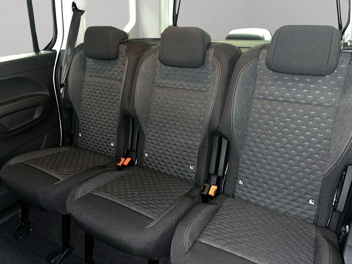 immagine del veicolo PEUGEOT RIFTER