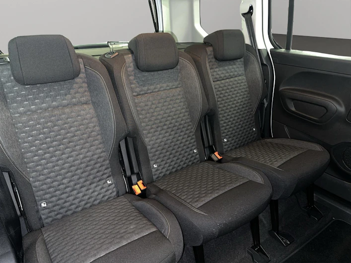 immagine del veicolo PEUGEOT RIFTER