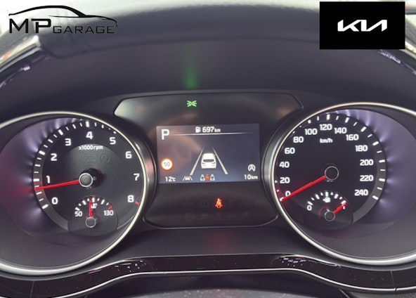 Vehicle image 9 Vehicle image 9