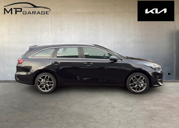 Vehicle image 3 Vehicle image 3