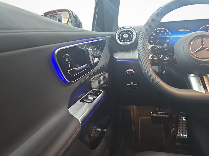 Vehicle image MERCEDES-BENZ GLC 400