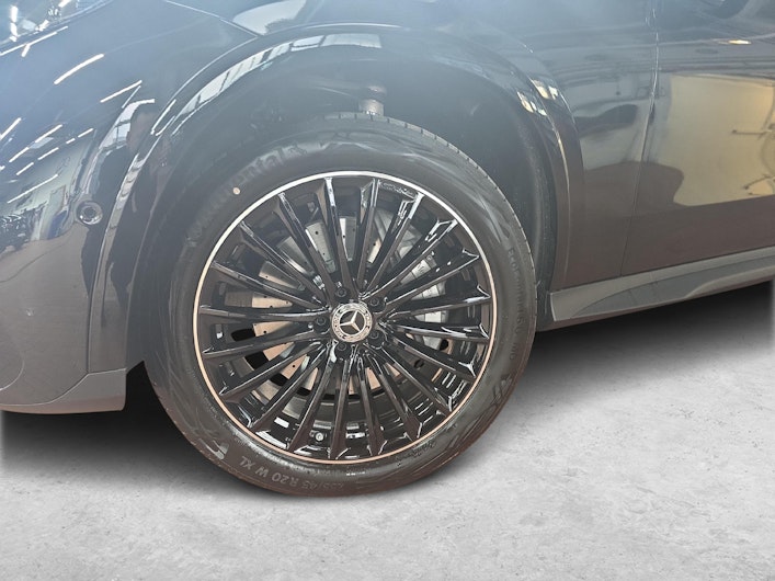 Vehicle image MERCEDES-BENZ GLC 400