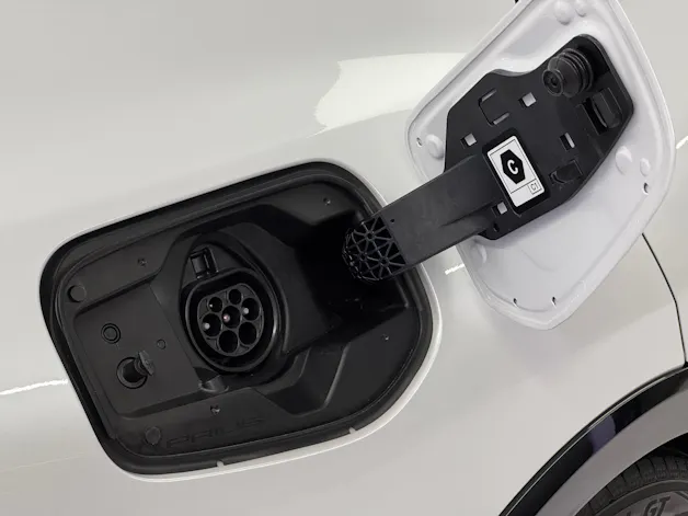 Toyota Prius 2.0 Plug-In-Hybrid Premium