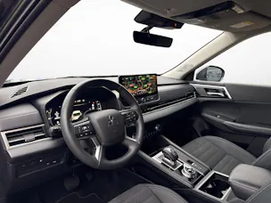 Mitsubishi Outlander 2.4 PHEV Invite 4x4