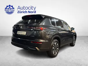 Mitsubishi Outlander 2.4 PHEV Invite 4x4