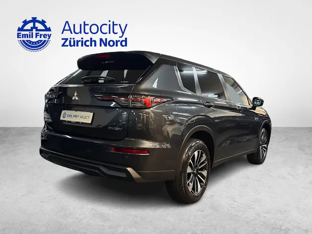 Mitsubishi Outlander 2.4 PHEV Invite 4x4
