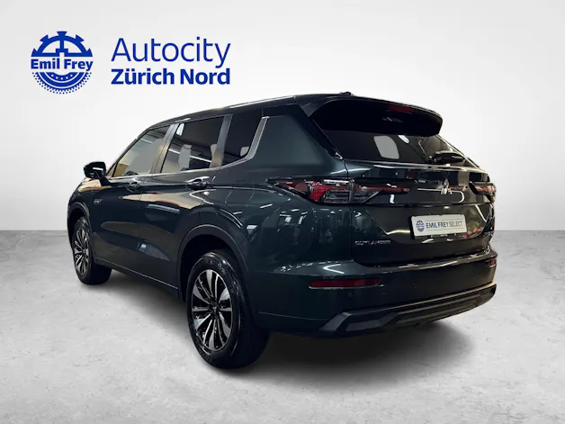 Mitsubishi Outlander 2.4 PHEV Invite 4x4