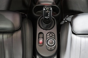 Vehicle image MINI F55 2.0i Cooper S SDKG