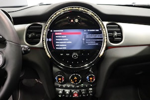 Vehicle image MINI F55 2.0i Cooper S SDKG