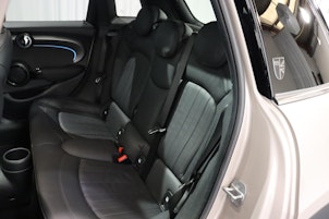 Vehicle image MINI F55 2.0i Cooper S SDKG