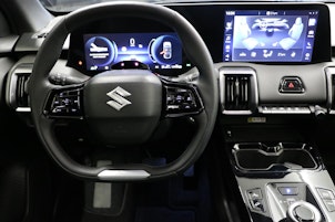 Vehicle image SUZUKI e Vitara Compact Top 4x4