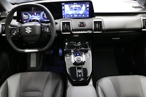 Vehicle image SUZUKI e Vitara Compact Top 4x4