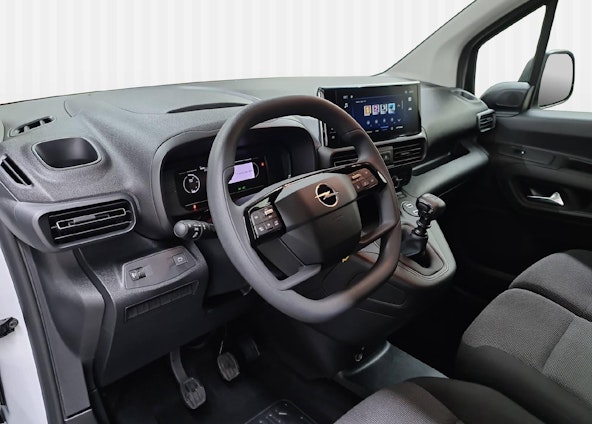 Vehicle image 6 Vehicle image 6