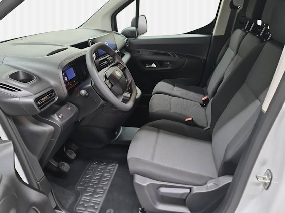 Vehicle image 5 Vehicle image 5