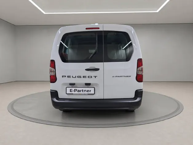 Peugeot E-Partner Kaw. 800 Long 50 kWh