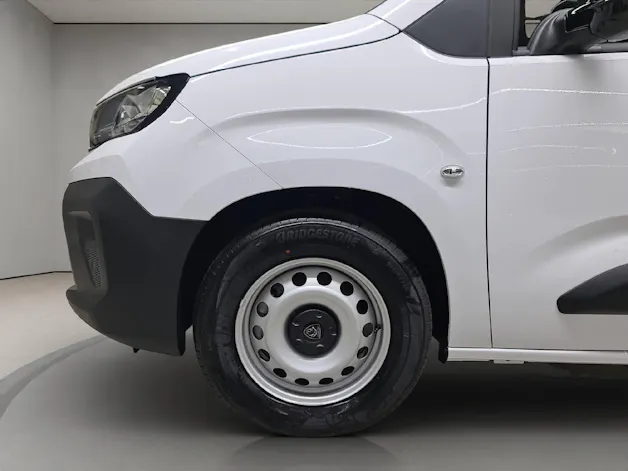 Peugeot E-Partner Kaw. 800 Long 50 kWh